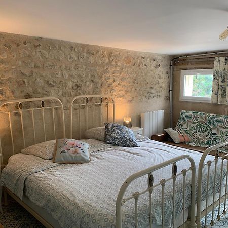Petit Gite A La Ferme Des Buttons Rosnay  外观 照片